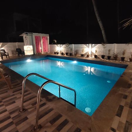 Pv Inn ポンディシェリ エクステリア 写真
